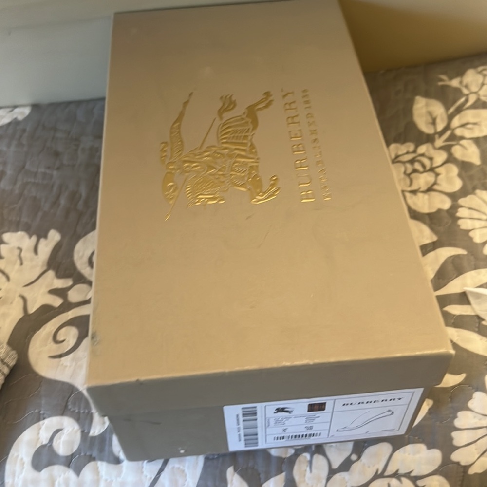 BURBERRY flats - Picture 6 of 6